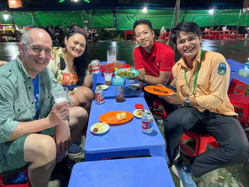 Siem Reap: Street Food Experience by Tuk-Tuk - Made in Cambodia Market: quick shopping with better odds