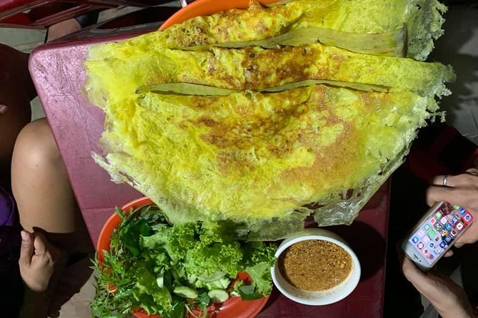 Siem Reap Street Food Tour - Guides who make or break a street food night