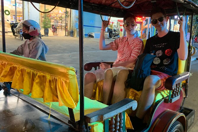 Siem Reap Street Food Tour - Handling heat, nerves, and ordering without stress