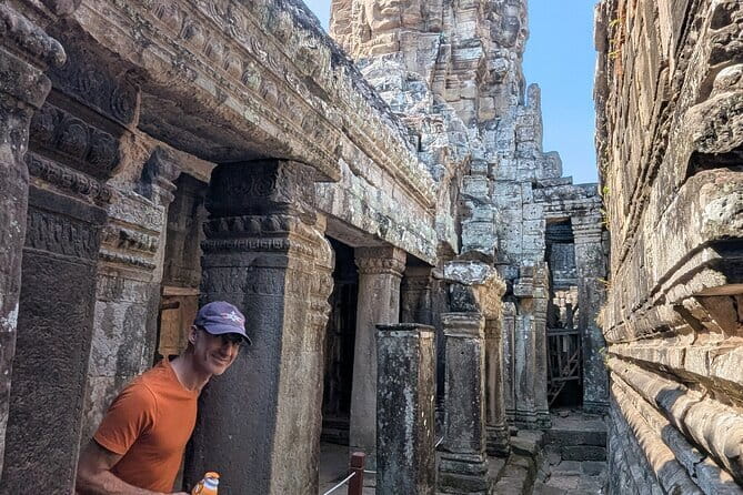 Siem Reap Temple Tuktuk Tour: Explore Angkor Wat and beyond. - Stop 1: Angkor Wat With 2 Hours to See the Big Picture