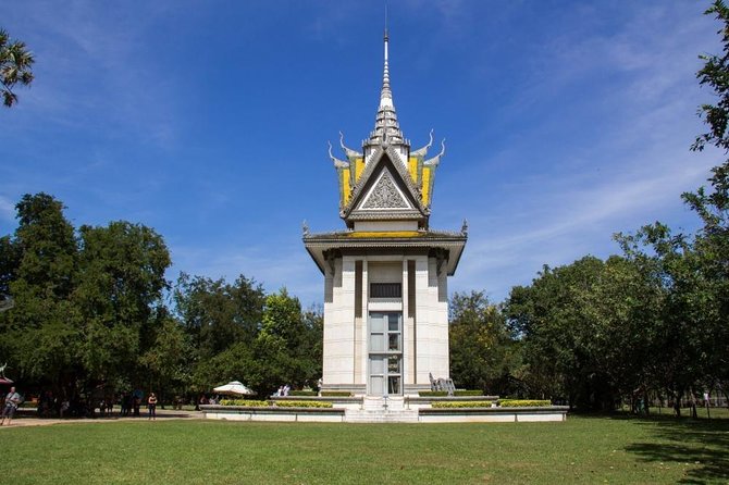 Siem Reap to Phnom Penh by Private Car or Minivan - Who should book this private ride, and who might choose differently