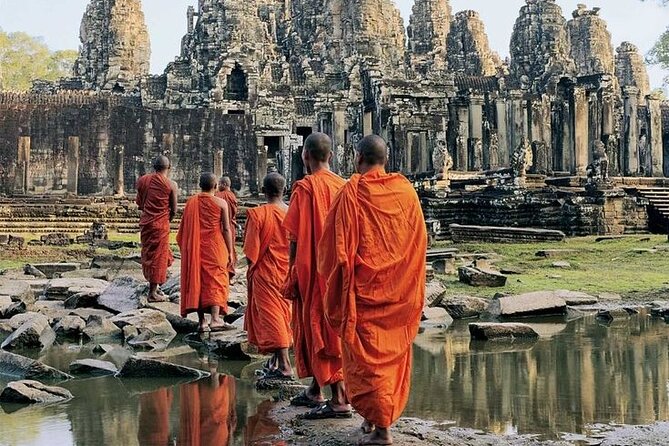Siem Reap Tour: Angkor Wat Sunrise, Bayon, Ta Prohm, Banteay Srei - Starting at 5:00am, and why that matters more than you think