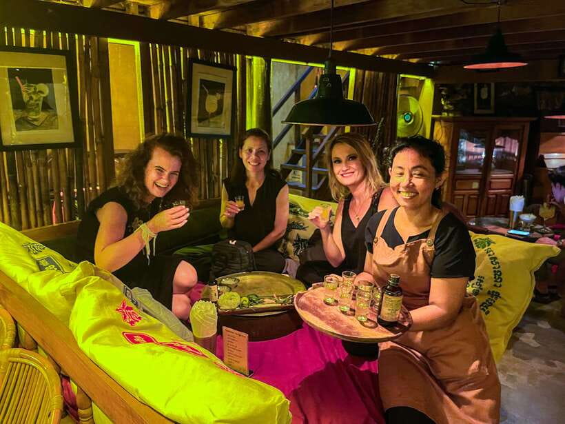 Street Food Tour and Phare Circus with Tuk-Tuk Transfers - Num Banh-Chok At Phum Num: The Green Curry Classic