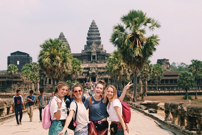 Sun Rise at Angkor Wat Small Group Day Tour from Siem Reap - Small group size: the difference between crowded and comfortable