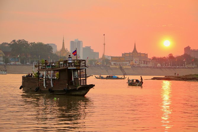 Sunset Cruise with unlimited beer & soft drinks -English speaking guide on board - Key highlights worth marking on your map