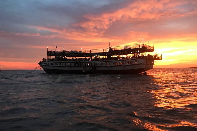 Sunset Dinner and drinks includes a Floating Village cruise tour. - Lotus Farm Stop: Quick, Pretty, and Actually Useful
