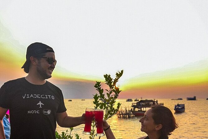 Sunset Dinner and drinks includes a Floating Village cruise tour. - Queen Tara Floating Restaurant Dinner and Sunset Views