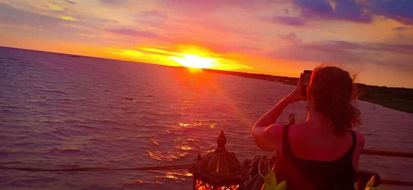 Sunset Dinner Tour: Tonle Sap Lake Floating Village - Practical Tips for a Smooth 4-Hour Sunset Slot