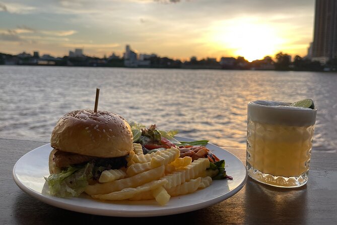 Sunset & Evening Dinner Cruise With One Way Free Pick Up - Drinks, Bar Options, and Staying in Control of Your Budget