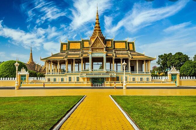 Taxi Siem Reap to Phnom Penh-English Speaking Driver - English-speaking drivers, plus real examples of how they work