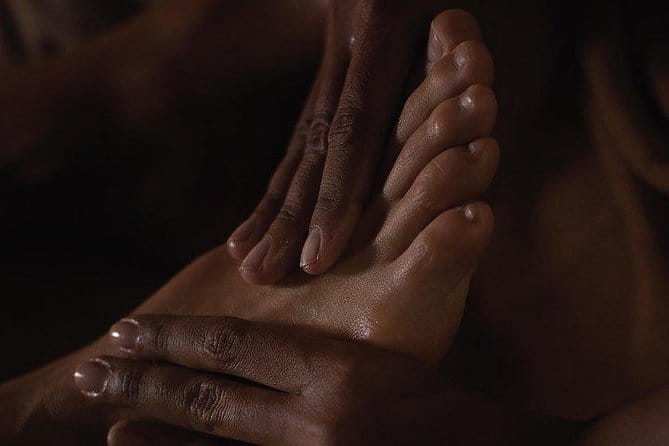 Traditional Reflexology Feet Massage in Siem Reap - Therapists who listen, including Salit and HIN Sreymas