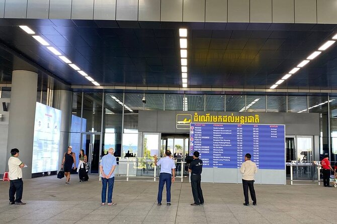 Transfer from Siem Reap Airport to Hotels in Siem Reap - Siem Reap Angkor Airport pickup at the Arrivals Exit Gate