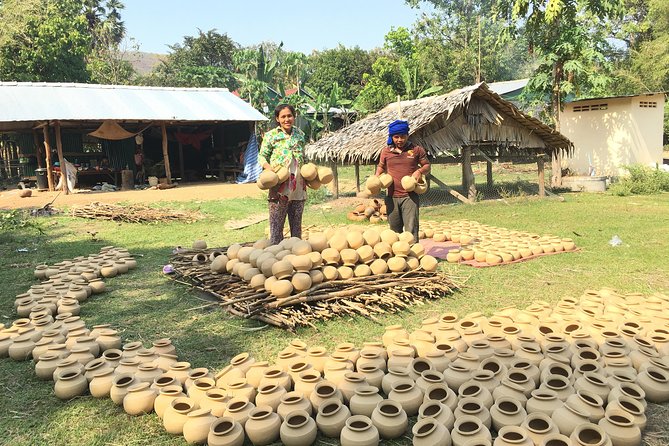 Transfer with tour-sightseeing Phnom Penh to Battambang - Boat trip at the floating village, optional and priced by group size