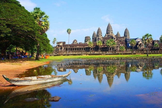 Two Days Angkor Complex, Beng Mealea plus Kampong Phluk Village - Guides Matter, and This Tour Pays Attention to That