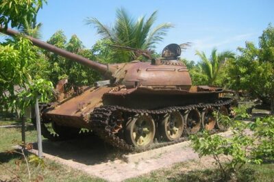 War Museum, Killing Field and Floating village ( Chong Kneas) Tour
