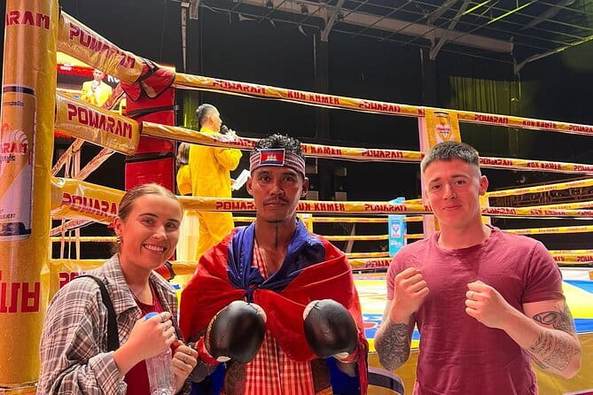 Watch Live Khmer Traditional boxing in Phnom Penh - A 6 pm kickoff and a TV-station ring in Phnom Penh